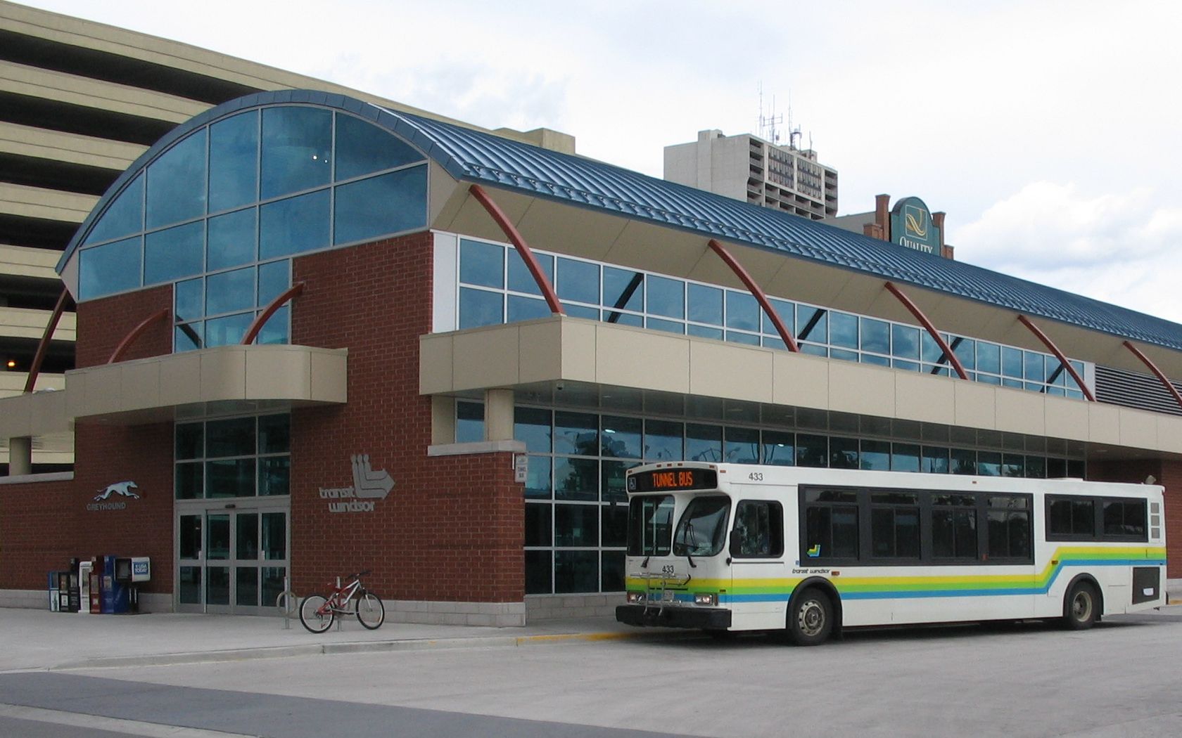 Windsor terminal and tunnel bus